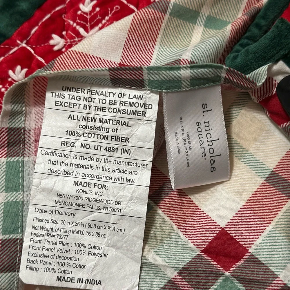 St. Nicholas Square 3 Piece Winter Patchwork King Quilt Set